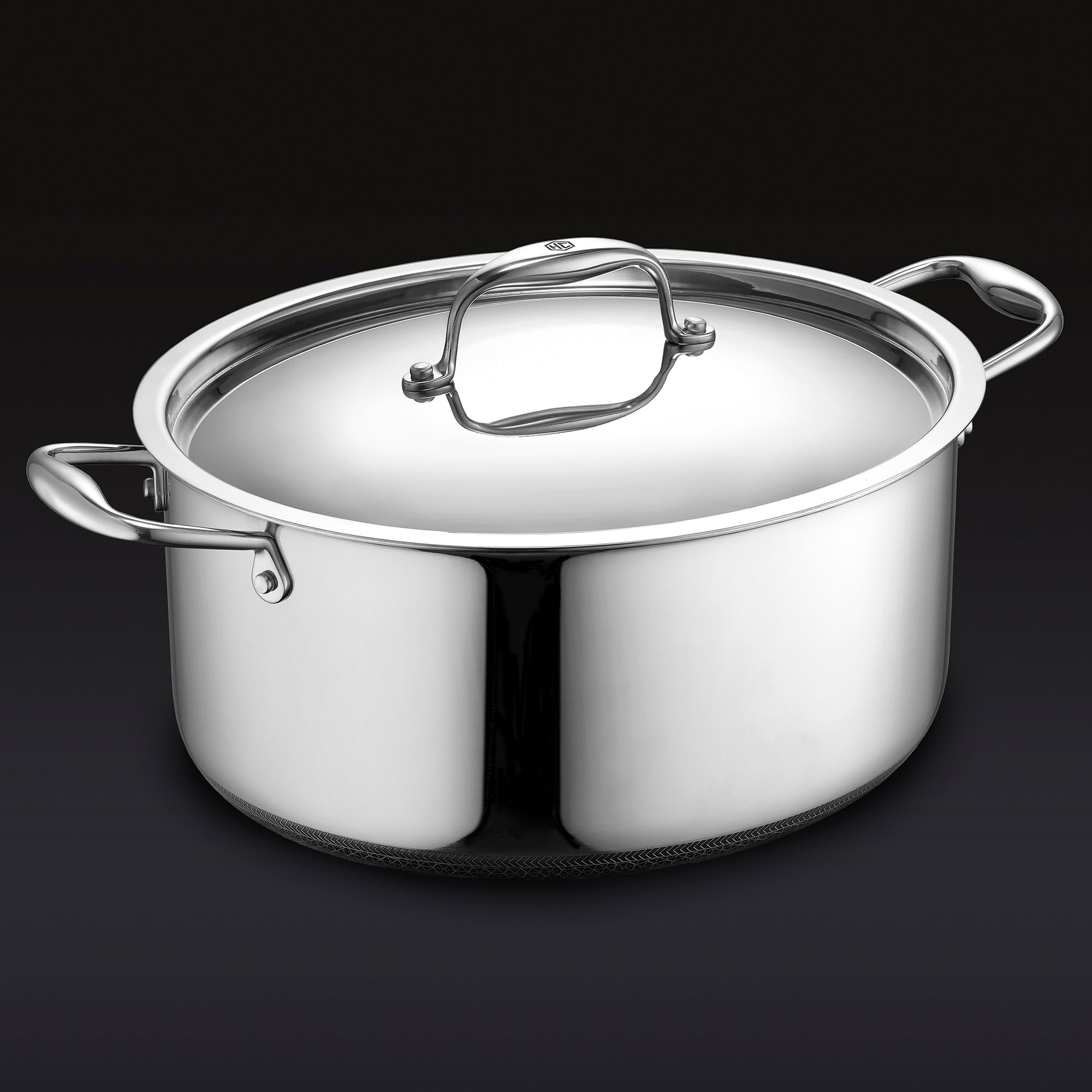 HexClad_6.5qtDutchOven_CWDOLD65-C_SideWithLid_Black_1024