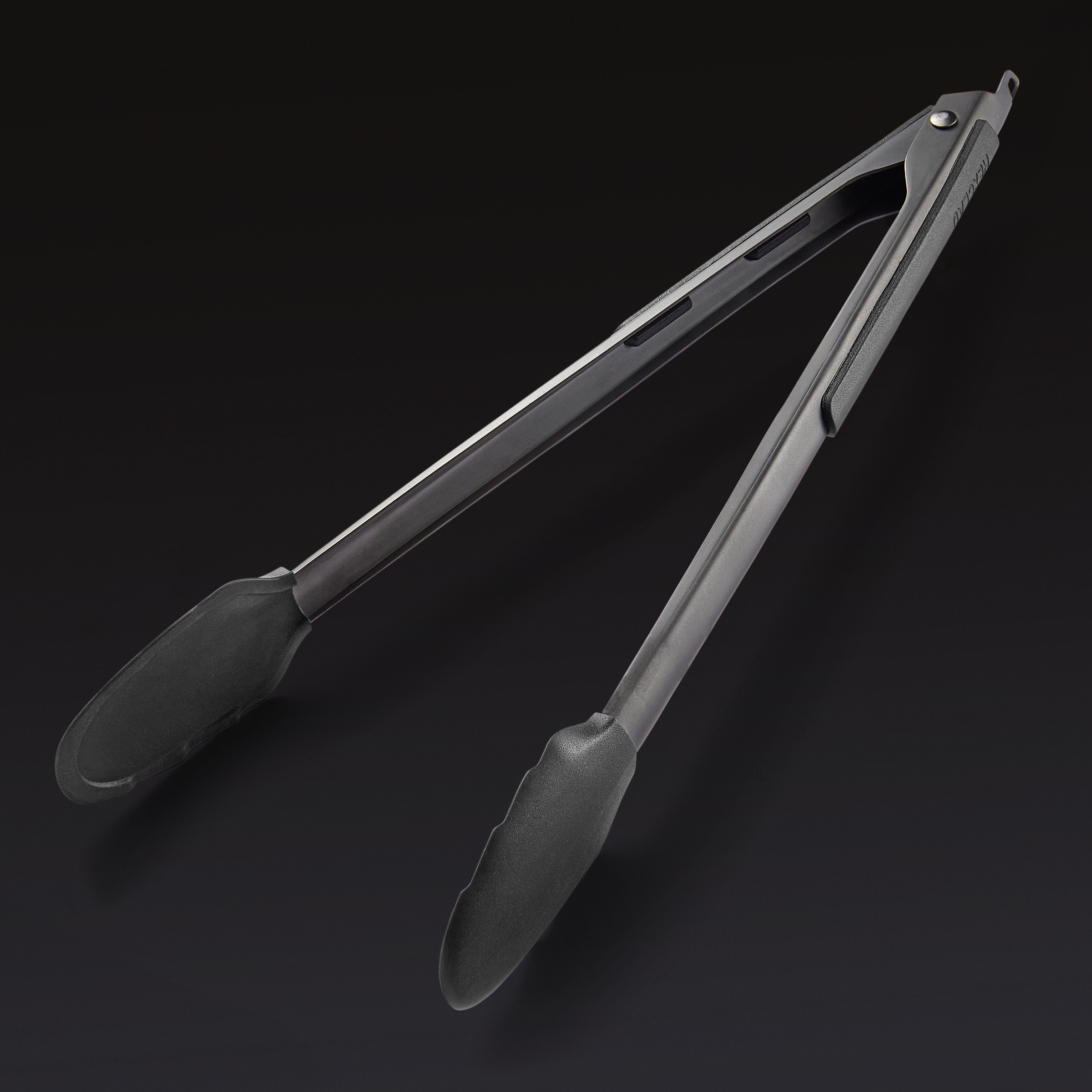 HexClad_GriddleTools_KWGT08-ST_Tongs_Angled_Open_Black_05251