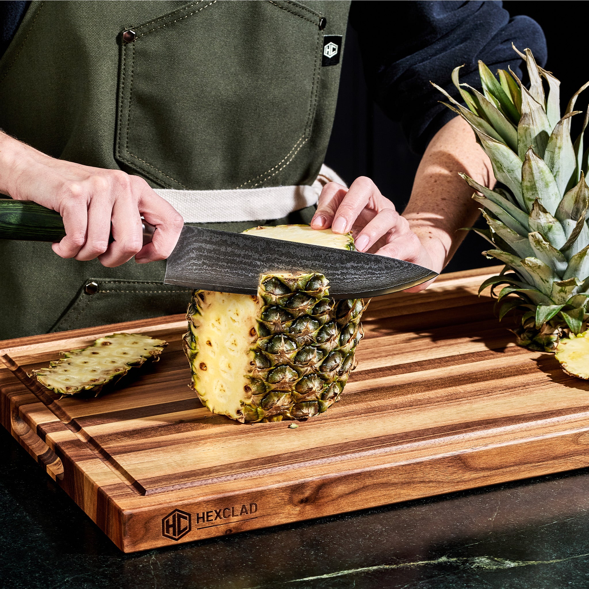 HexClad_LargeWalnutBoardV2_KWWB24-V2_ChefsKnife_CTCK08_Pineapple_012325_KF_01
