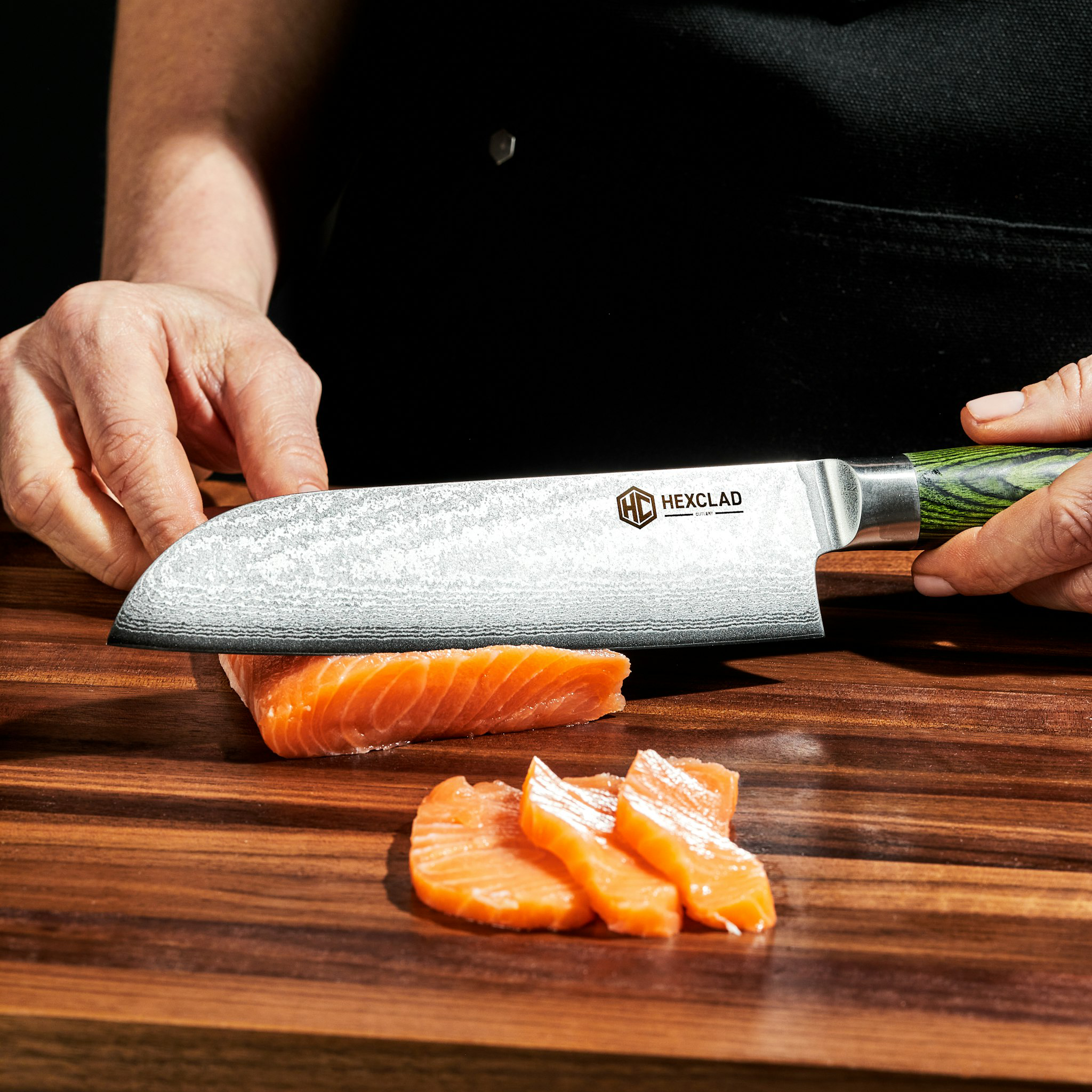 HexClad_SantokuKnife_05-30-24_KF_03_SQUARE
